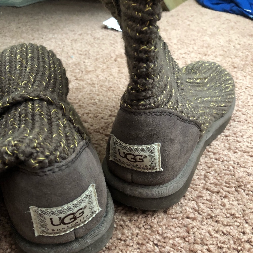 Brown knit uggs